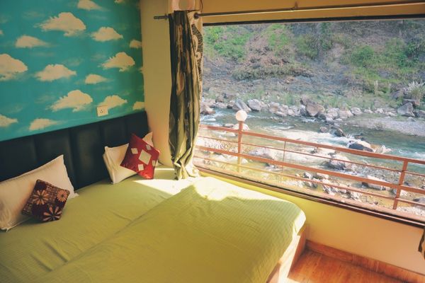 STANDARD RIVER VIEW ROOM